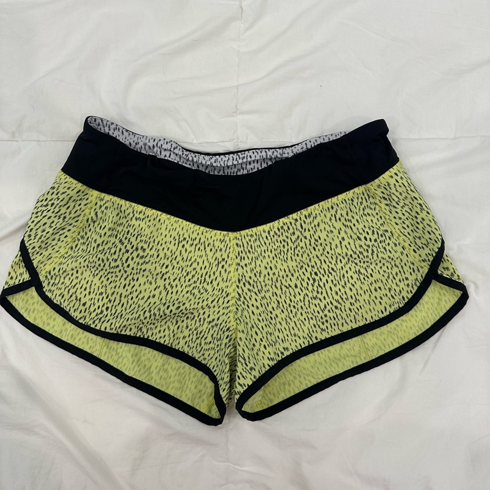 Lululemon Women's Yellow and Black Athletic Shorts